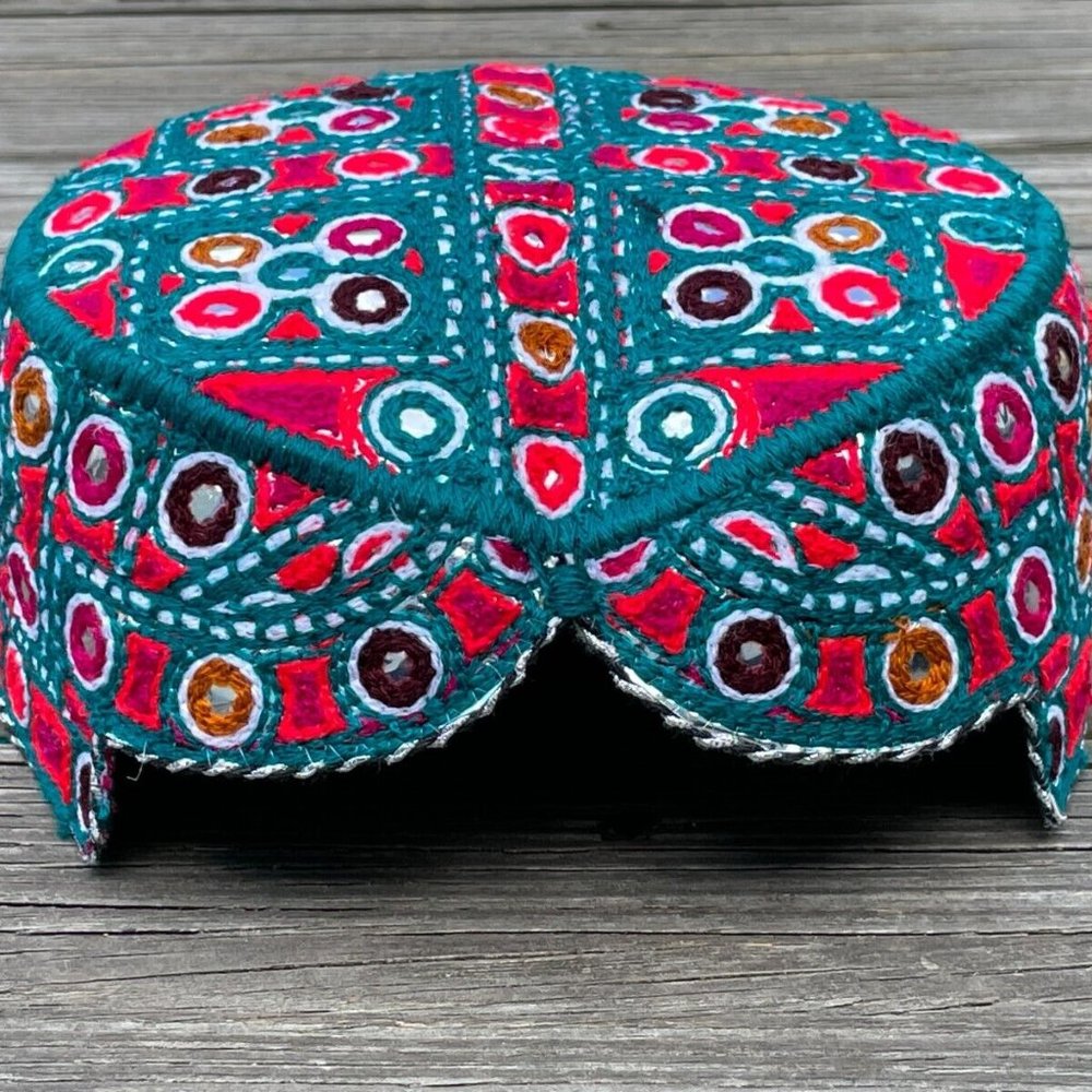 Sindhi Men Hat Handmade Cultural Embroidery Multi Color Traditional Topi Cap Hat - Picture 10 of 10